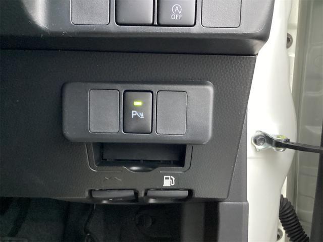 0710143A30260407W00209.jpg