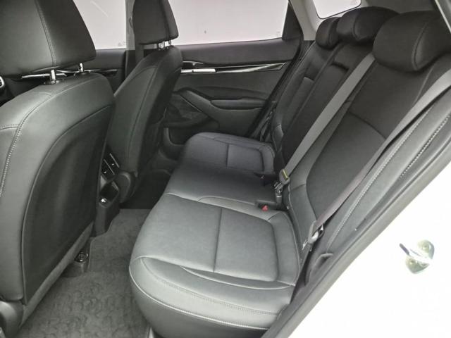 6011002795R12.jpg
