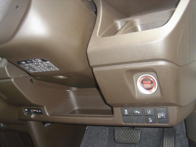 0800382A30250805W00113.jpg
