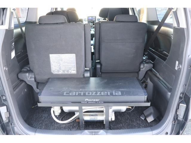 21342869_carP_l_17.jpg