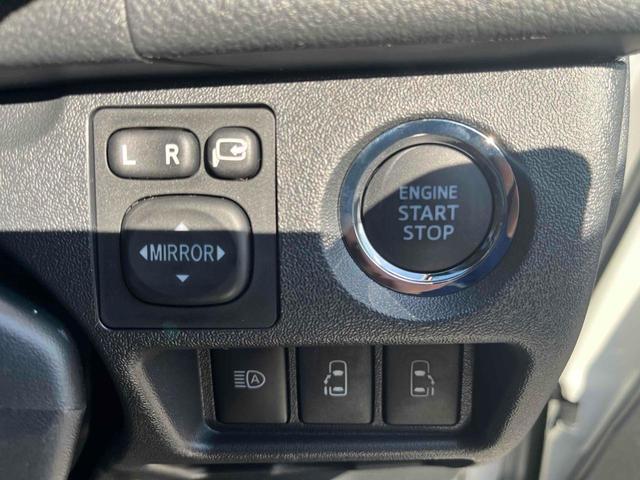 0208738A30260210W00114.jpg