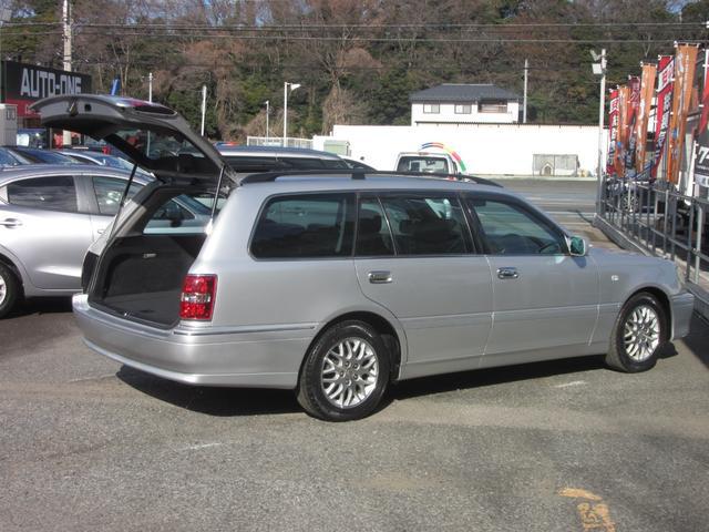 0560621A30260110W00105.jpg