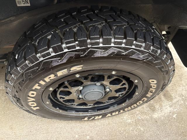 9510152A30251012W00108.jpg