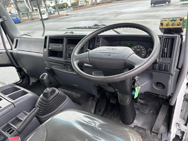 27b5ae87c4da84adeab08ea2e3ab8acd.jpg