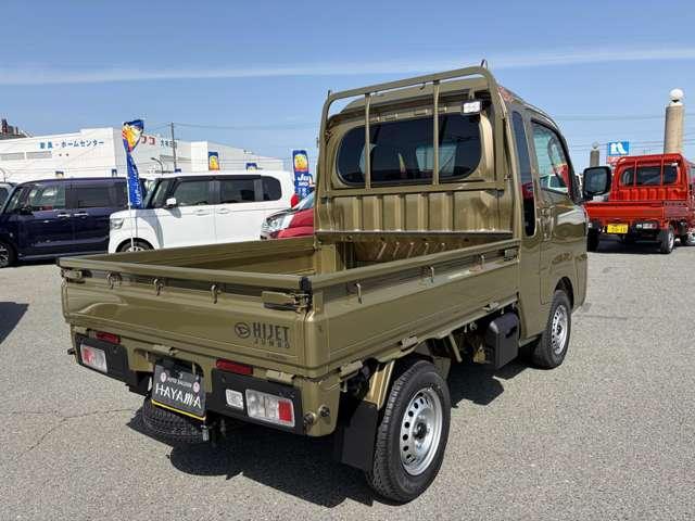 22622332_carP_l_3.jpg