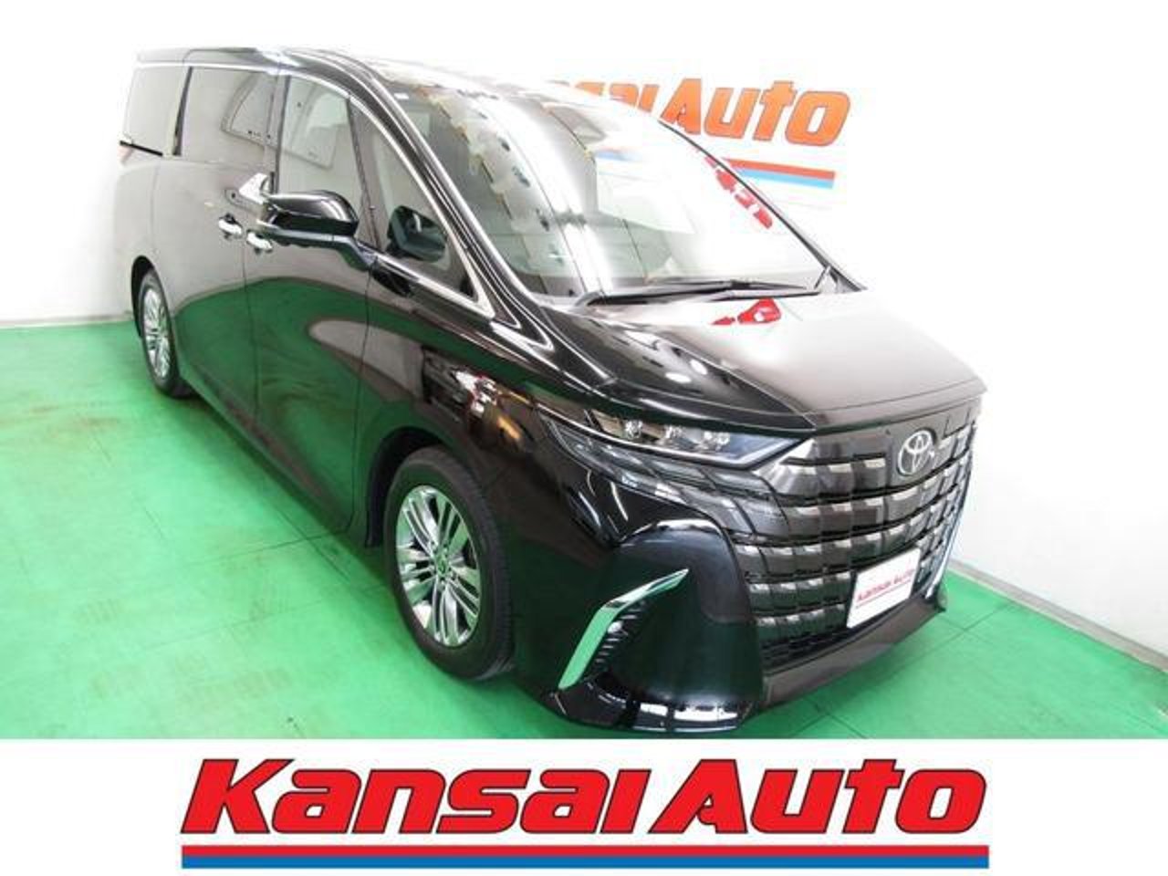 2024 Toyota Alphard, photo 1 of 1
