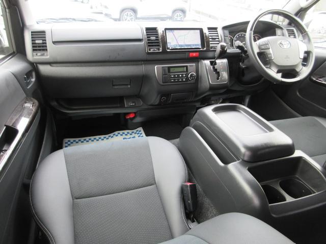 0500199A30250310W00207.jpg