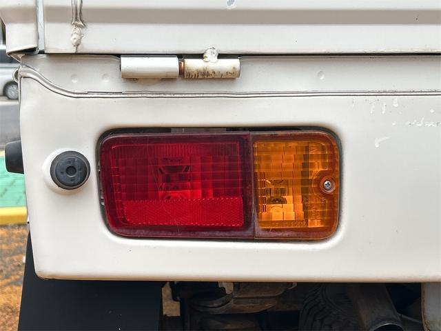 0403505A30251112W00713.jpg