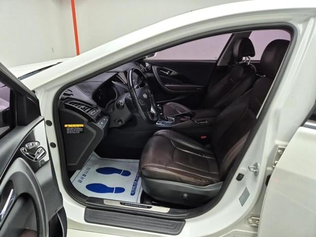 4121000634R11.jpg