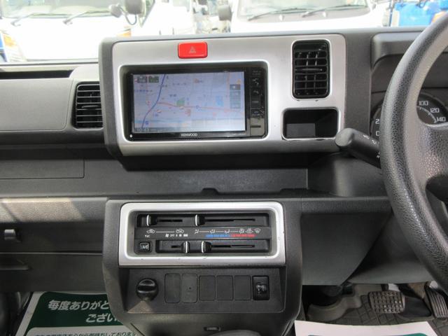 0540197A30260328W00213.jpg