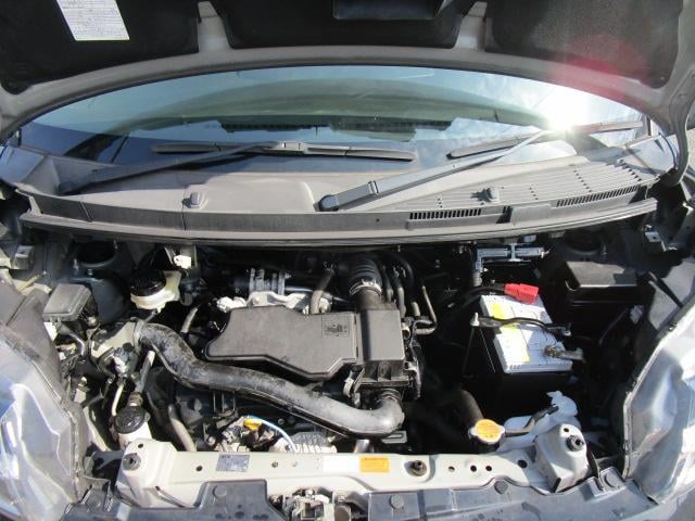 0540370A30251110W00103.jpg