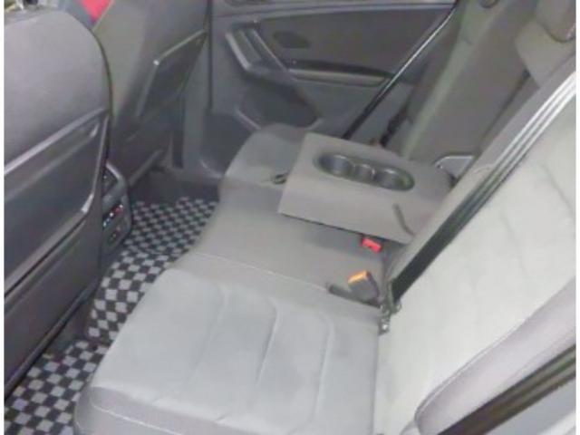 22841700_carP_l_13.jpg