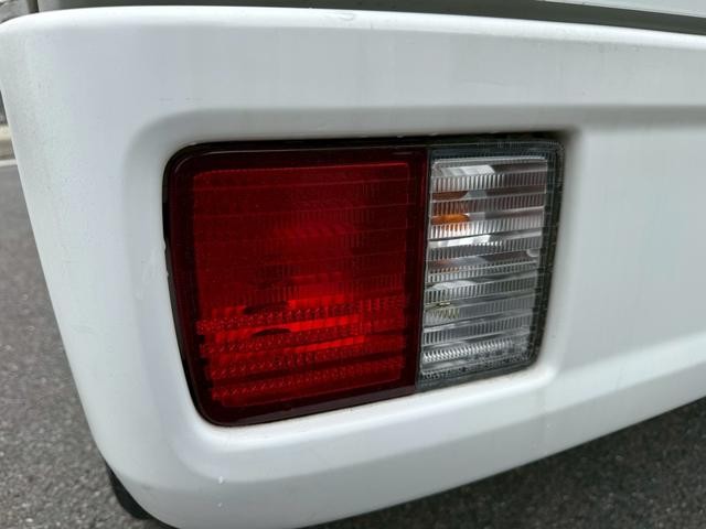 0700008A30260323W00217.jpg