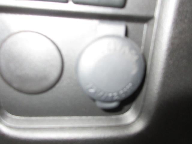 0504235A30250115W00411.jpg