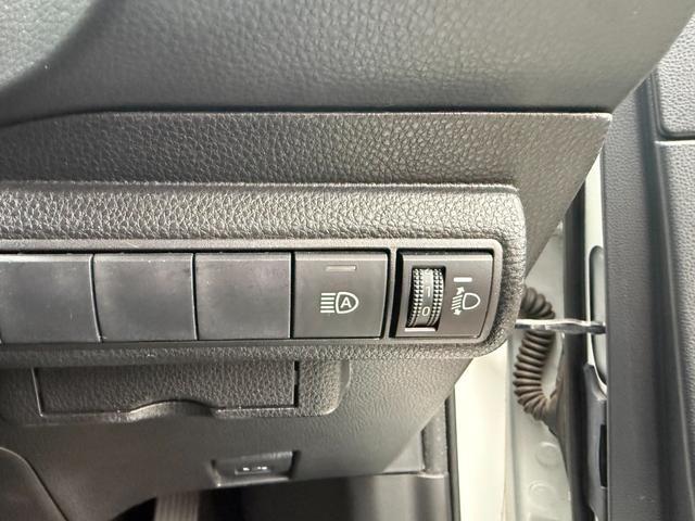 1201129A30260228W00115.jpg