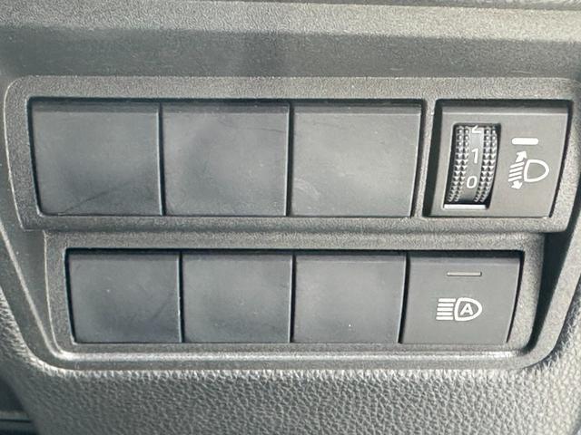 0520515A30260128W00112.jpg