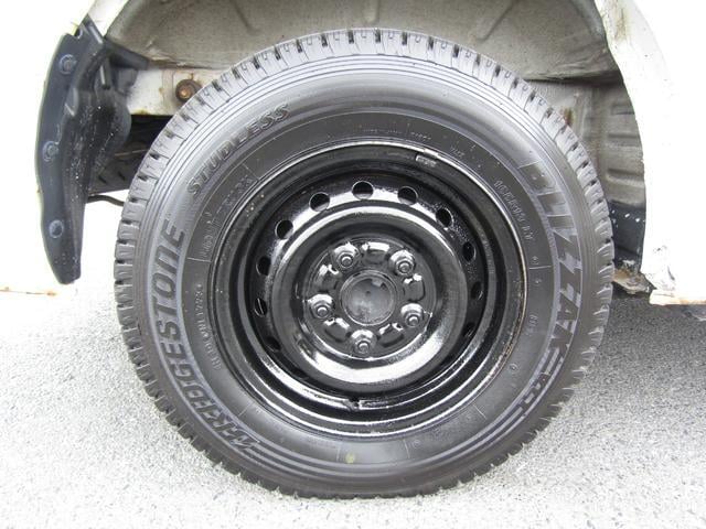 0403558A30250611W00317.jpg