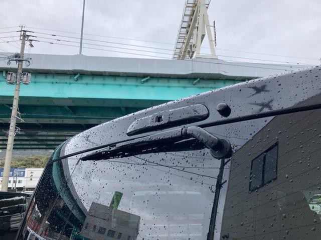 0801942A30260327W00111.jpg