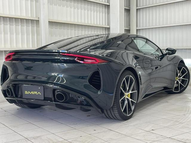 9540044A30241014W00105.jpg