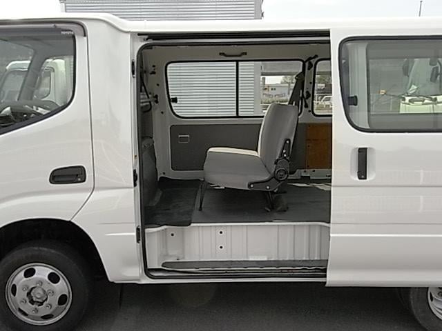 df805fc02af9c4d6d4fefd71e419e300.jpg