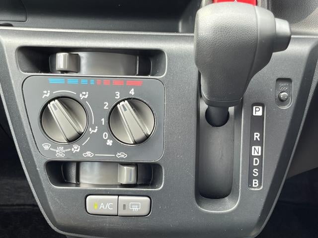 0401984A30250723W00104.jpg