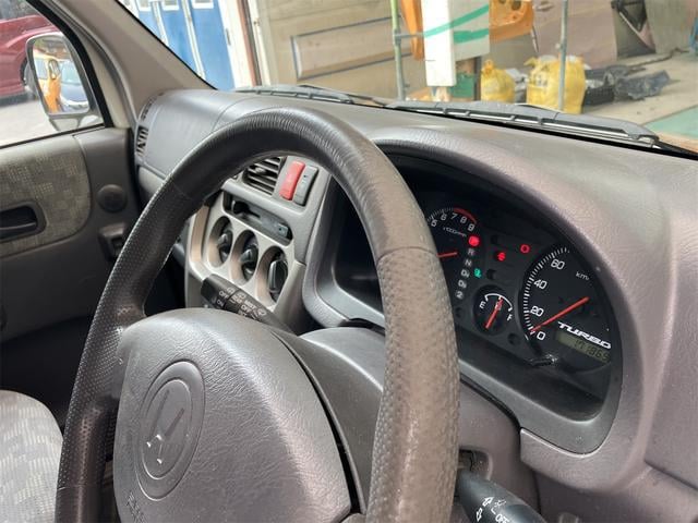 0400120A30250711W00117.jpg