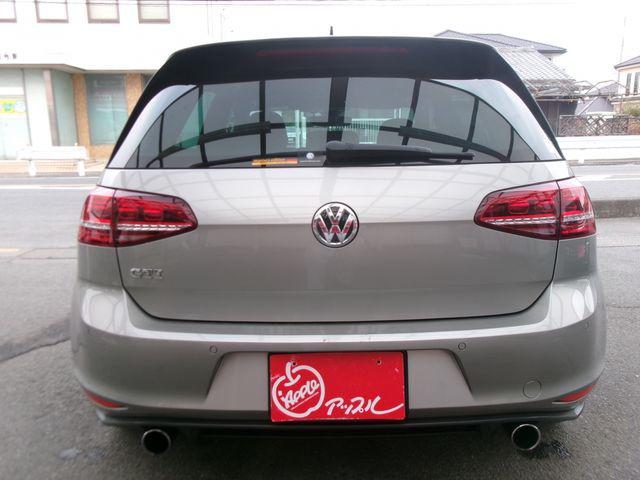 efbc1da4b1344d3366735ac69f962912.jpg