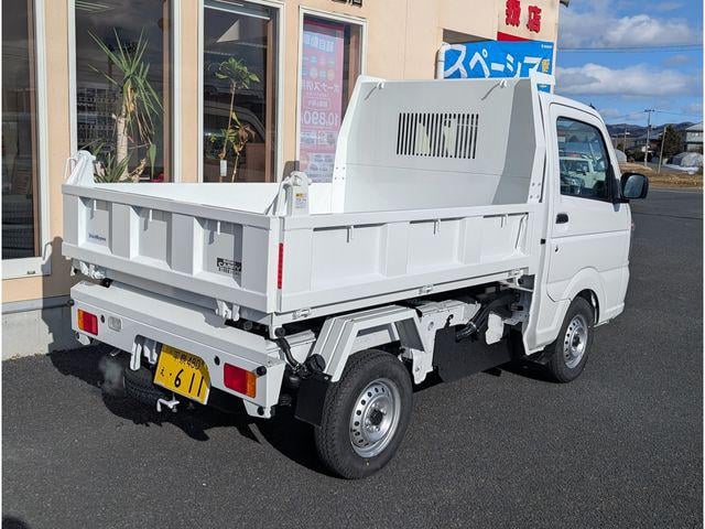 5b3fb61975ea5eaaa4e87ebef25029d7.jpg
