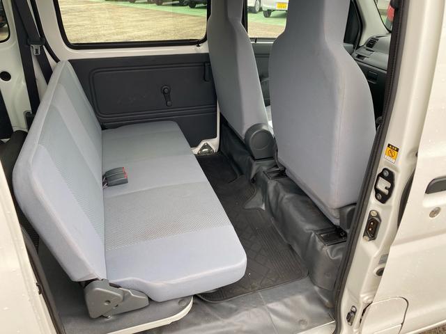 0804554A30250423W00219.jpg
