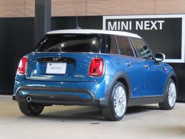 f5602c76476ada4f02eb3de1b76c5ed3.jpg