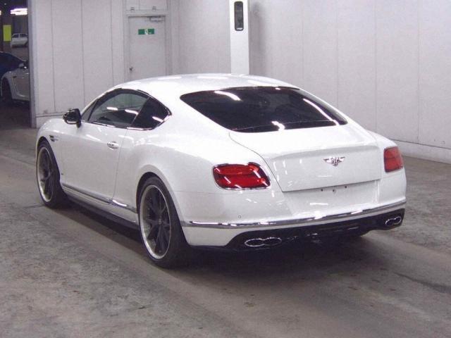 23188268_carP_l_10.jpg