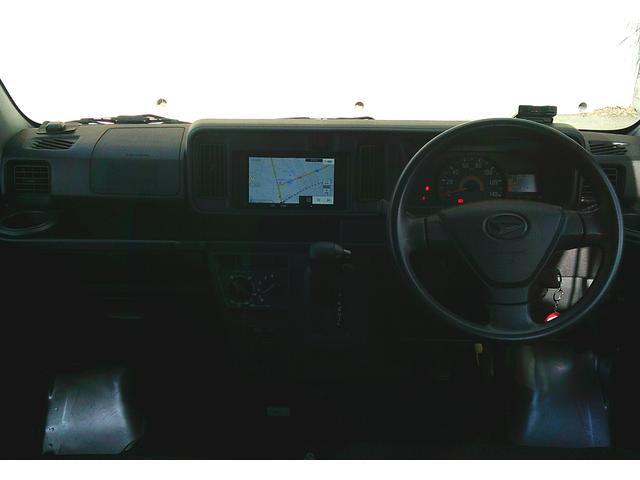 0709078A30260220W00117.jpg