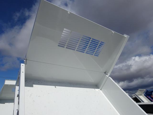 0900002A30260306W00410.jpg