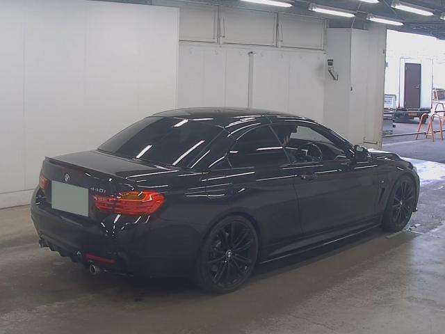 23125015_carP_l_3.jpg
