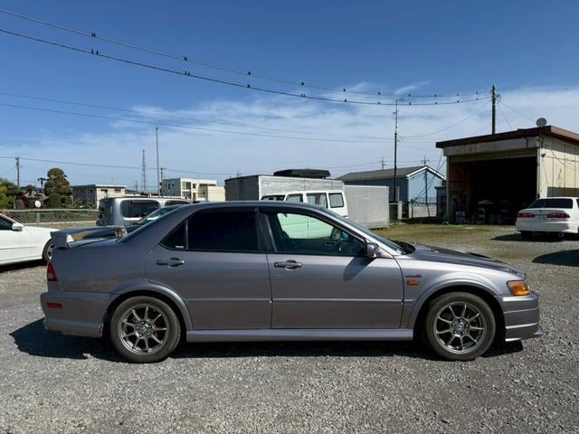 0507983A30250416W00217.jpg