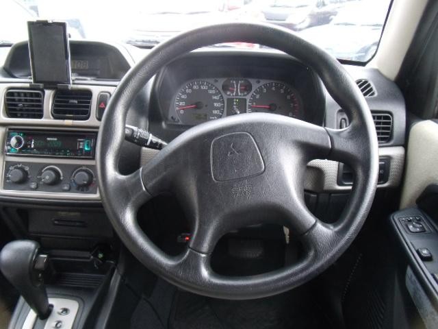0504216A30260327W00317.jpg