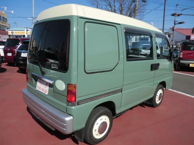 0904089A30241020W00114.jpg