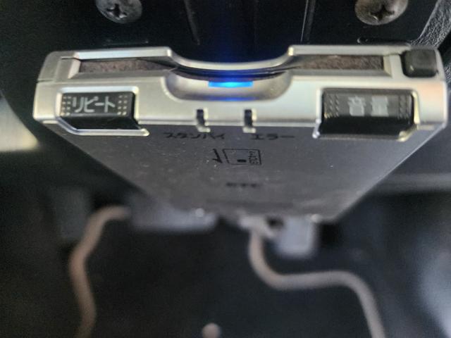 0403642A30260201W00111.jpg
