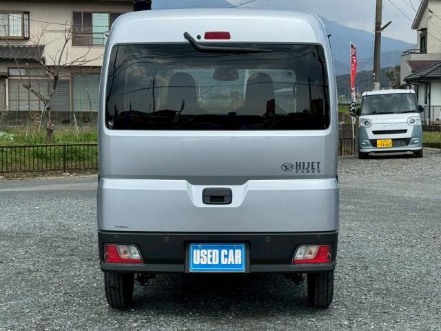 22775033_carP_l_13.jpg