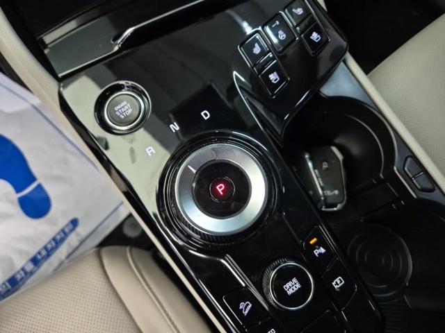 5091501879R8.jpg