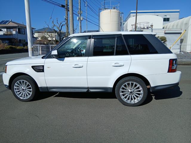 9510417A30260219W00413.jpg