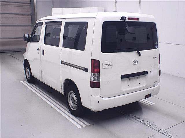 02ad37b06110c7aab9bcb5cd15e4c035.jpg