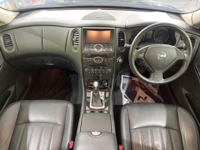 22875618_carP_l_3.jpg
