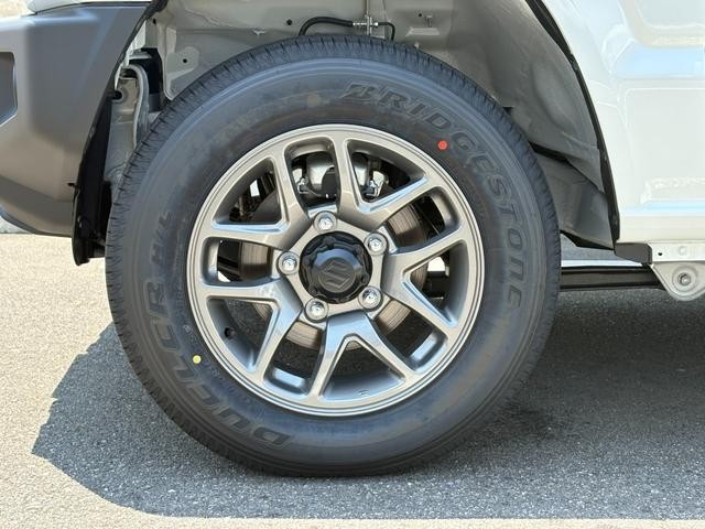 1000094A30250619W00108.jpg