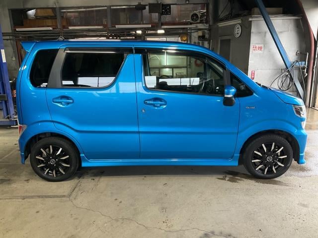 0302254A30230603W00114.jpg