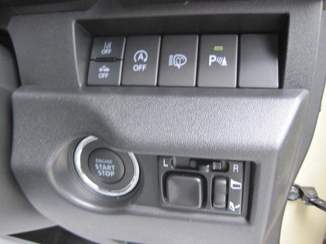 1101641A30250526W00113.jpg