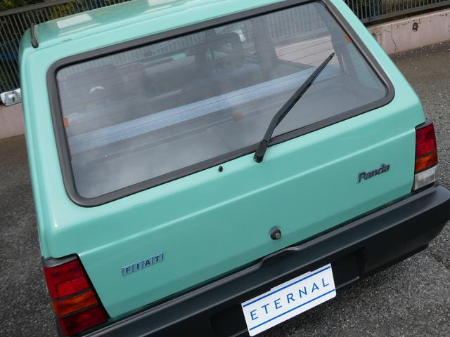 9571130A30260410W00112.jpg