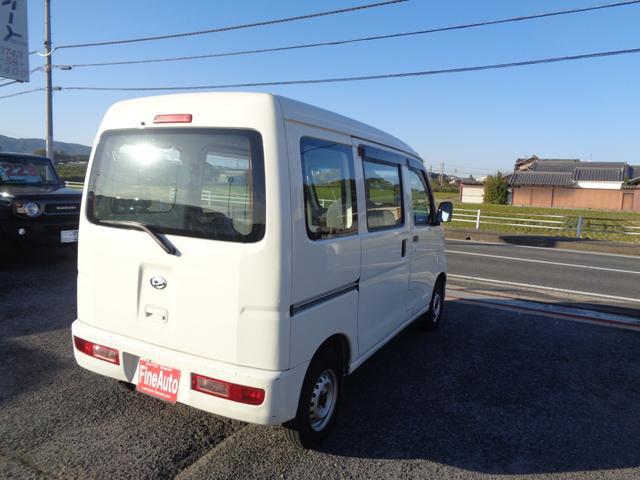 0701567A30251117W00107.jpg