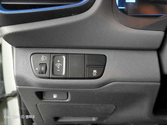 4011001121R13.jpg