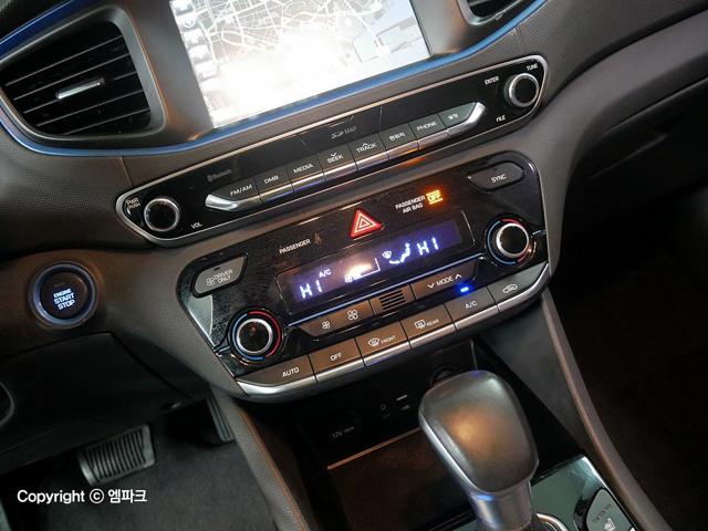 4011001121R15.jpg